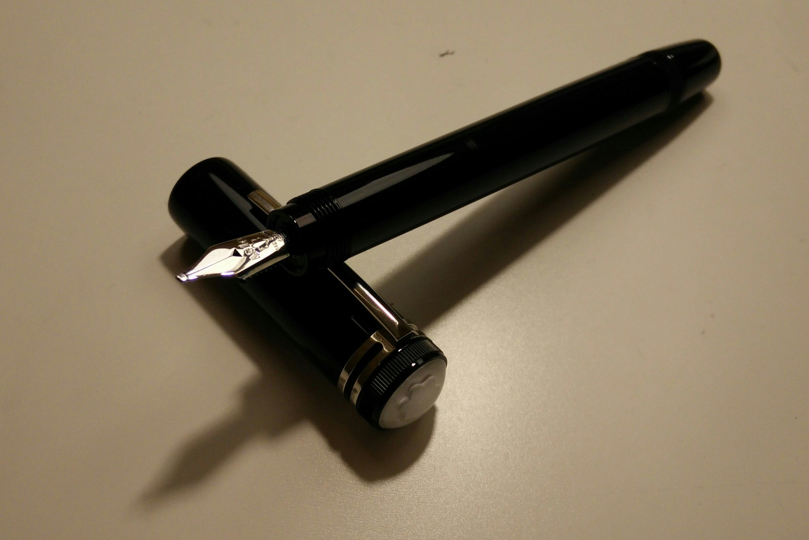 montblanc-1912-heritage-review-pen-model