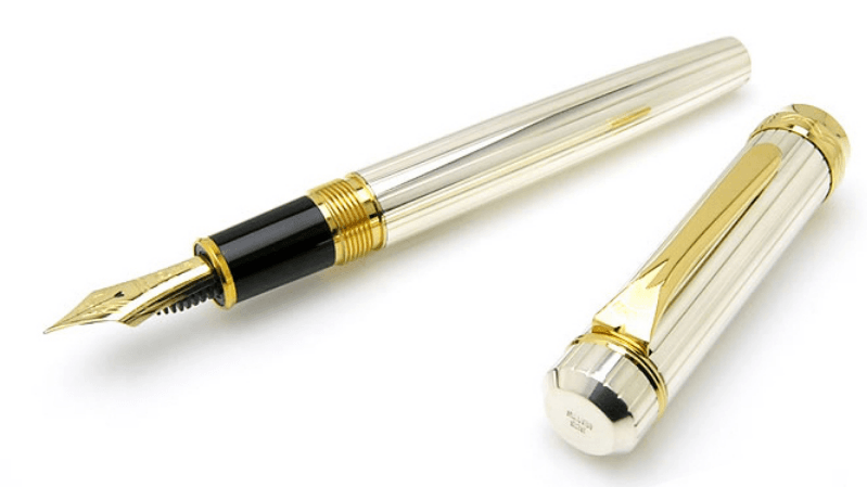 What is posting a fountain pen? A Platinum Screw cap fountain pen