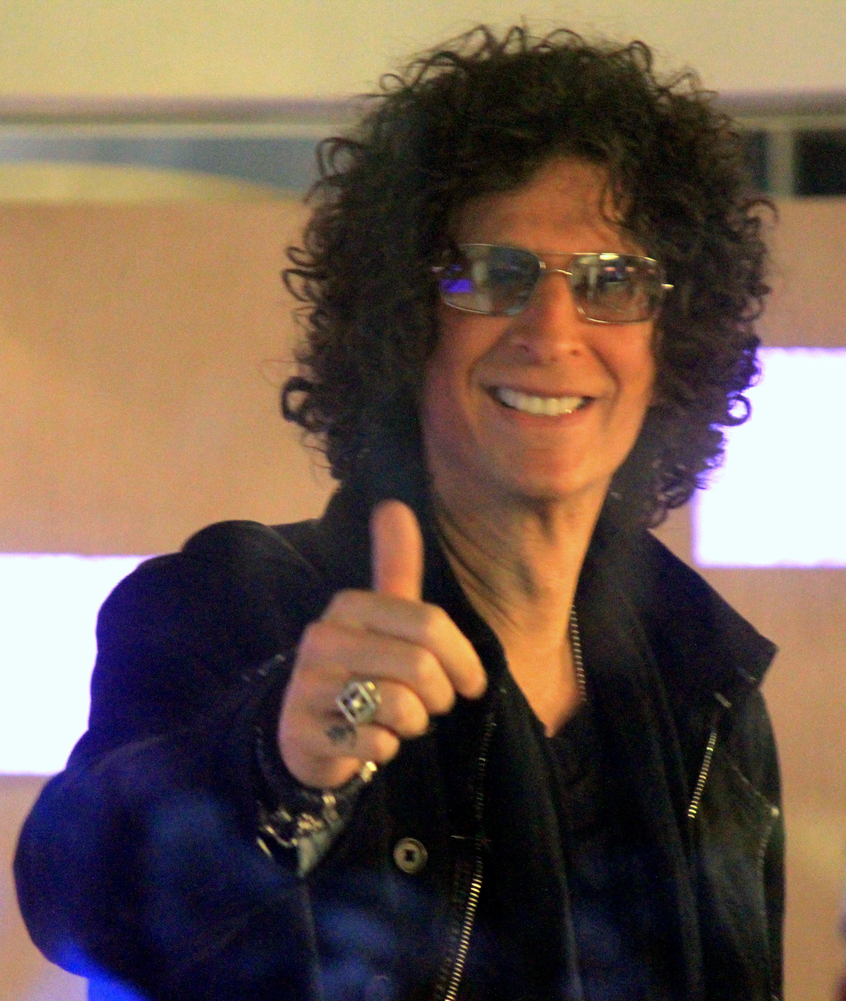 celebrities-and-their-fountain-pens-Howard-Stern
